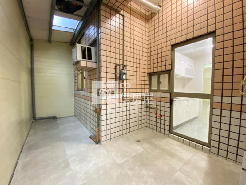 平鎮，近聯新醫院【金華】一樓三房車房屋室內格局與周邊環境