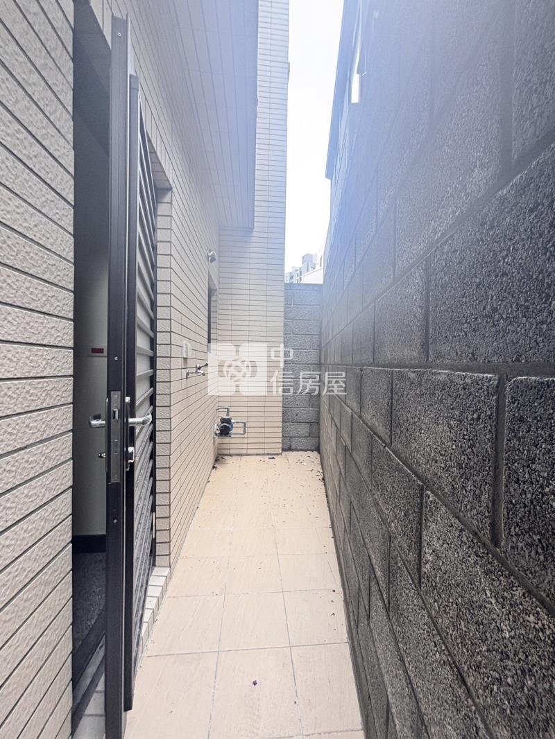 全新完工*樹孝商圈*電梯美墅房屋室內格局與周邊環境