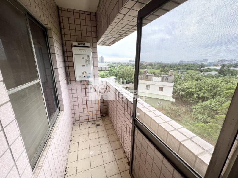 [首璽團隊]好市多旁超稀有挑高電梯4房房屋室內格局與周邊環境