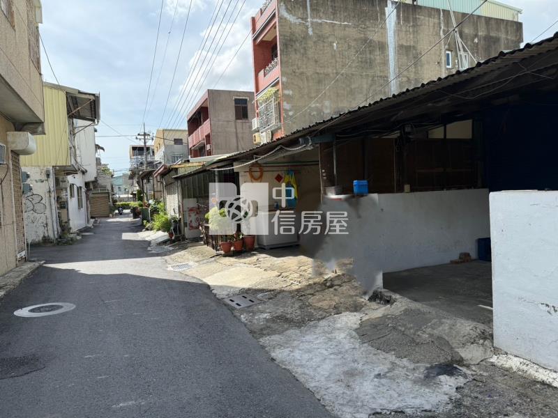 南應大旁雙面臨路超值建地房屋室內格局與周邊環境