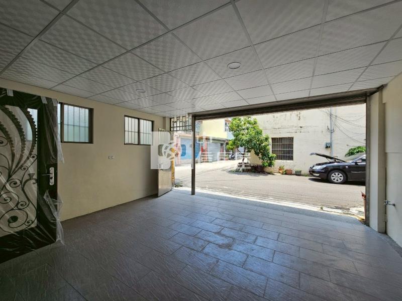 全新整理五房雙車邊間美透天房屋室內格局與周邊環境