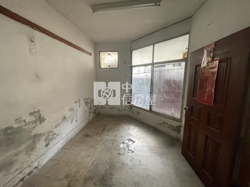 北太平803醫院旁孝親活路透天厝房屋室內格局與周邊環境