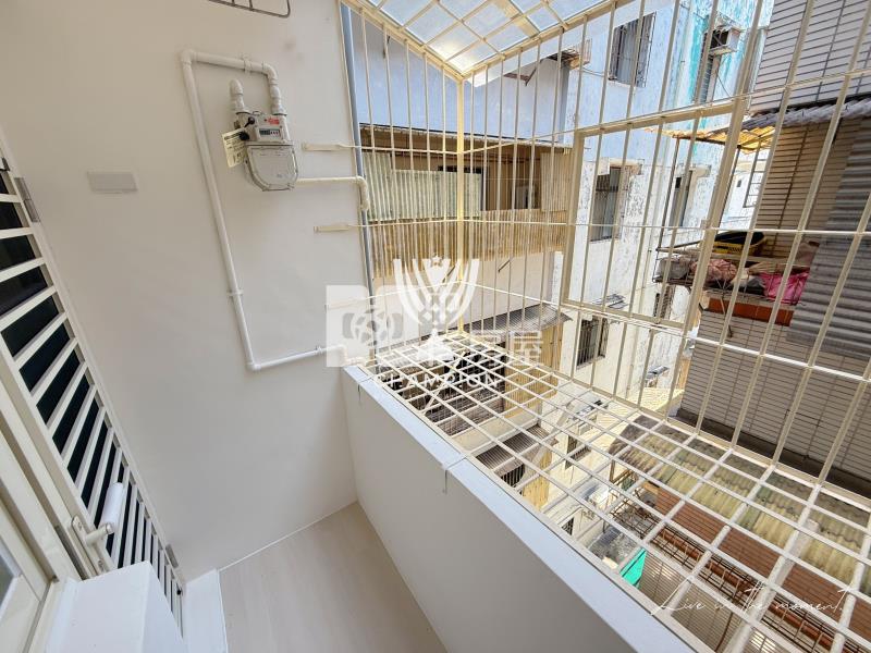 【冠軍】近市區雙主臥三房精裝房屋室內格局與周邊環境