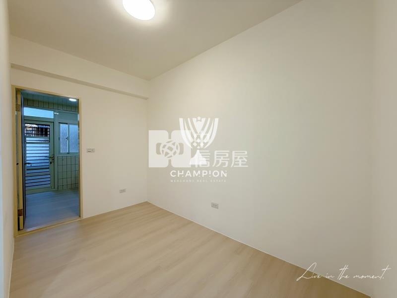 【冠軍】近市區雙主臥三房精裝房屋室內格局與周邊環境