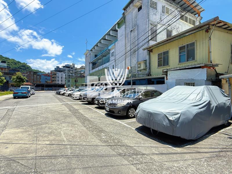 【冠軍】近市區雙主臥三房精裝房屋室內格局與周邊環境