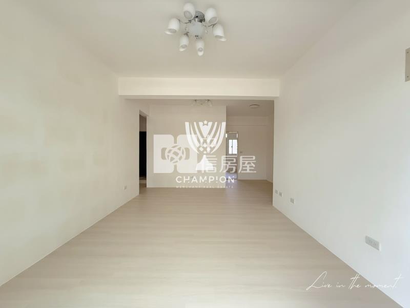 【冠軍】近市區雙主臥三房精裝房屋室內格局與周邊環境