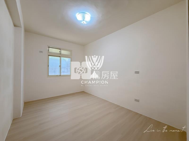 【冠軍】近市區雙主臥三房精裝房屋室內格局與周邊環境