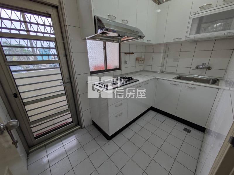 翰林華城，整新電梯3房房屋室內格局與周邊環境