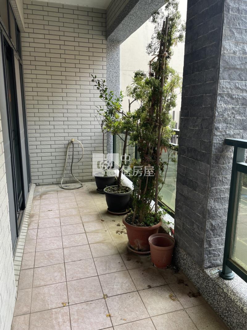 觀音草漯核心地段大坪數透天房屋室內格局與周邊環境