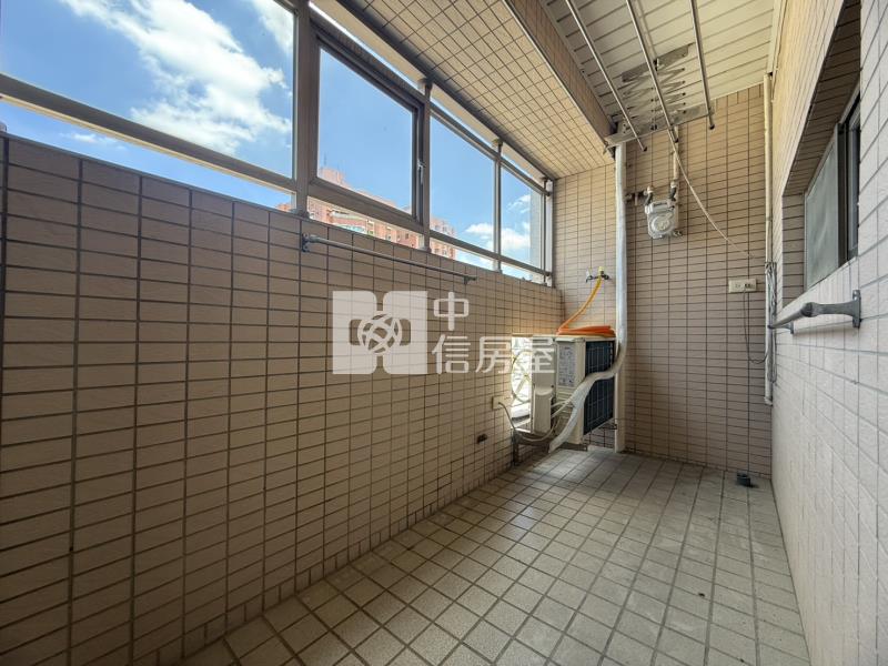 空中大坪數四房+車位房屋室內格局與周邊環境