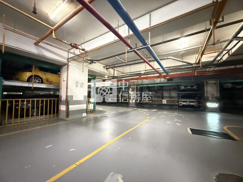 空中大坪數四房+車位房屋室內格局與周邊環境