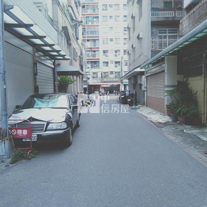 勞工公園三樓4房美寓房屋室內格局與周邊環境