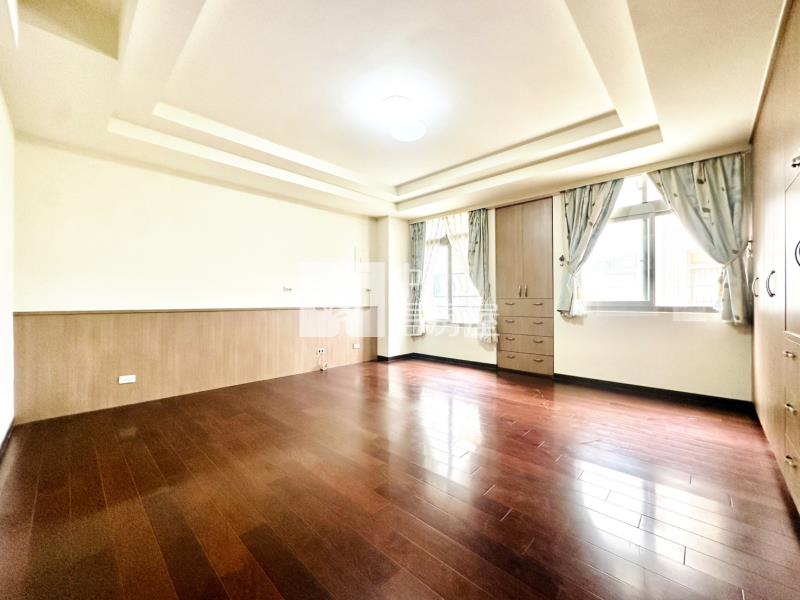 中科宇恆臻品震後別墅房屋室內格局與周邊環境