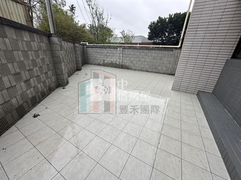 【豐禾】近A19觀音新坡商圈兩房+車位露臺戶房屋室內格局與周邊環境