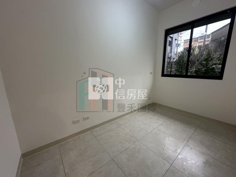 【豐禾】近A19觀音新坡商圈兩房+車位露臺戶房屋室內格局與周邊環境