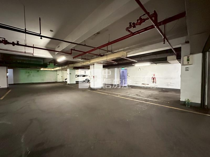 中山醫旁全新整理三房邊間柱邊超大平車房屋室內格局與周邊環境