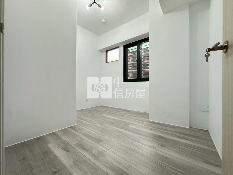 中山醫旁全新整理三房邊間柱邊超大平車房屋室內格局與周邊環境