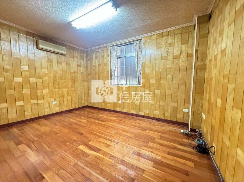 潭子矽品臨8米活路別墅房屋室內格局與周邊環境