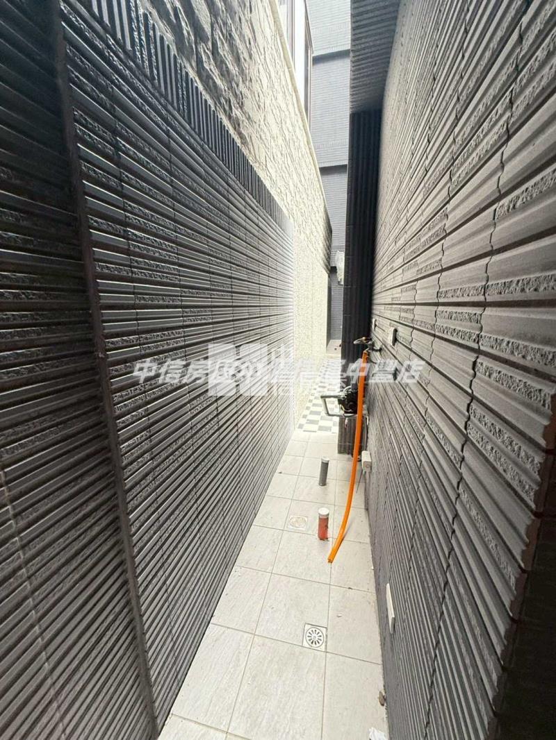 自住首選!富岡車站2分鐘 全新雙車位_電梯豪墅房屋室內格局與周邊環境