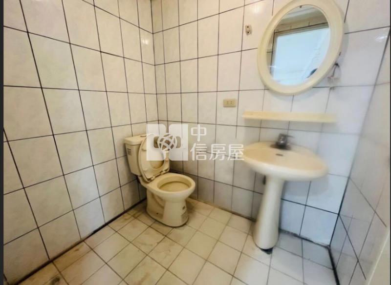 藝文特區電梯三房-泰山18甲店房屋室內格局與周邊環境