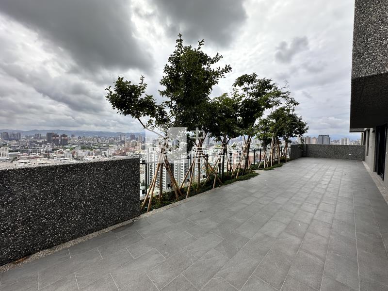 帝璟謙和大露台視野戶房屋室內格局與周邊環境