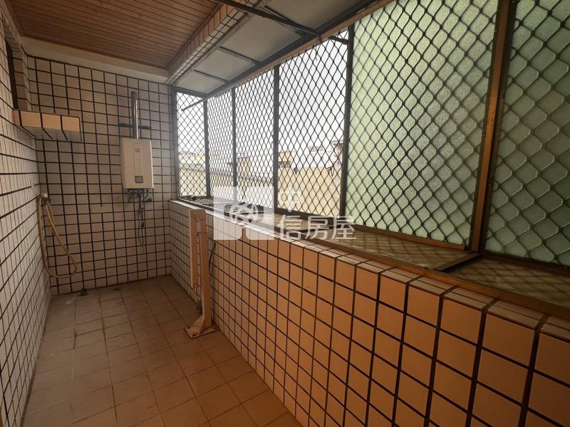 東區稀有學區低總價溫馨兩房房屋室內格局與周邊環境