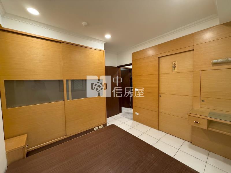 東區稀有學區低總價溫馨兩房房屋室內格局與周邊環境