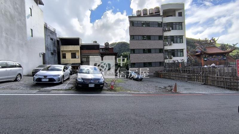 溪頭民宿建地