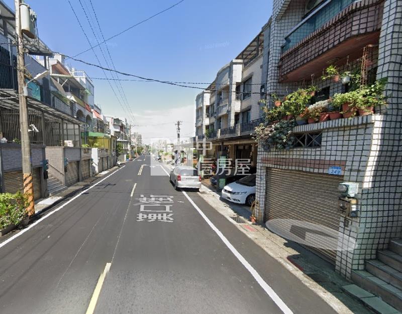 【新世紀】南勢重劃區前院停車金店墅房屋室內格局與周邊環境