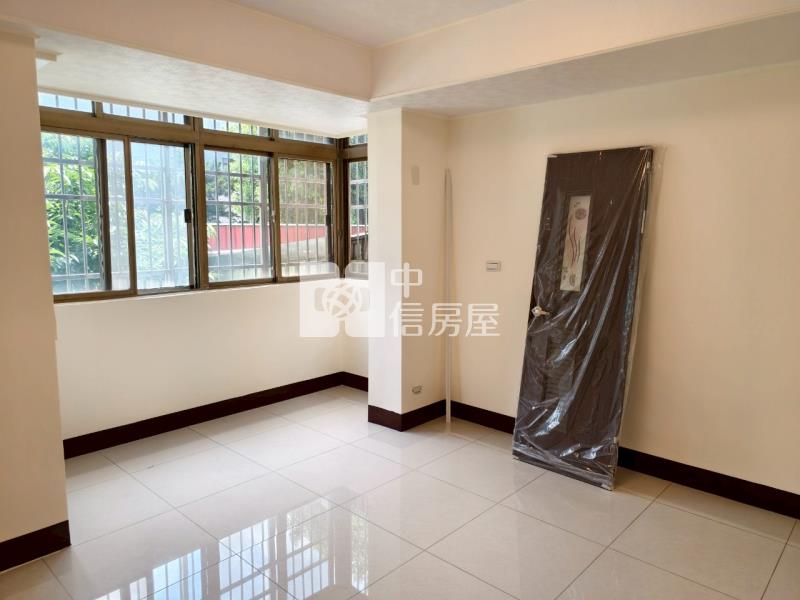 忠福華廈房屋室內格局與周邊環境