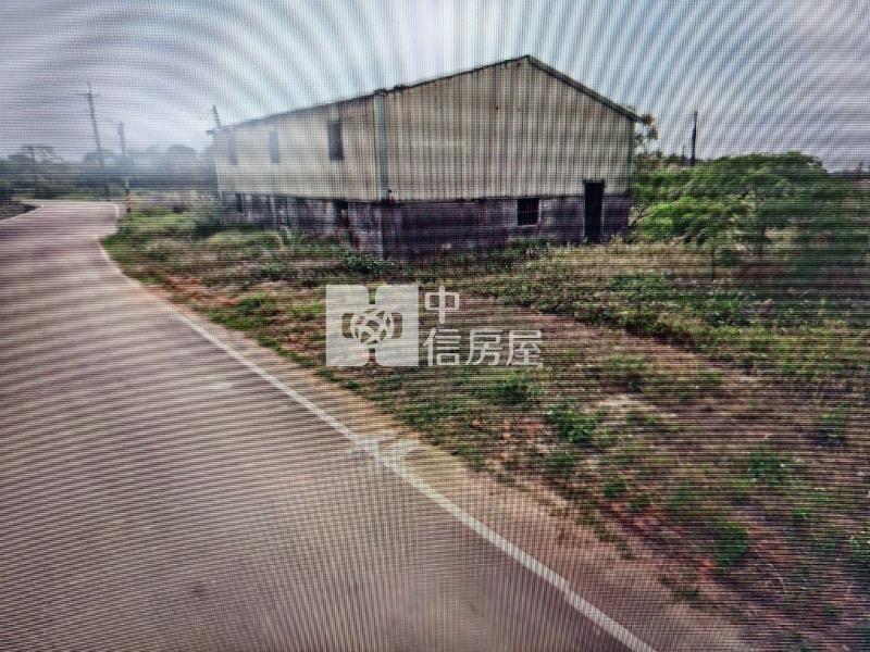 新屋東福路旁農舍房屋室內格局與周邊環境