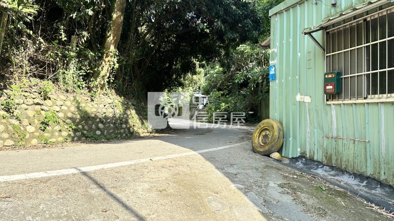 咬人狗坑遊客休息區(專)房屋室內格局與周邊環境