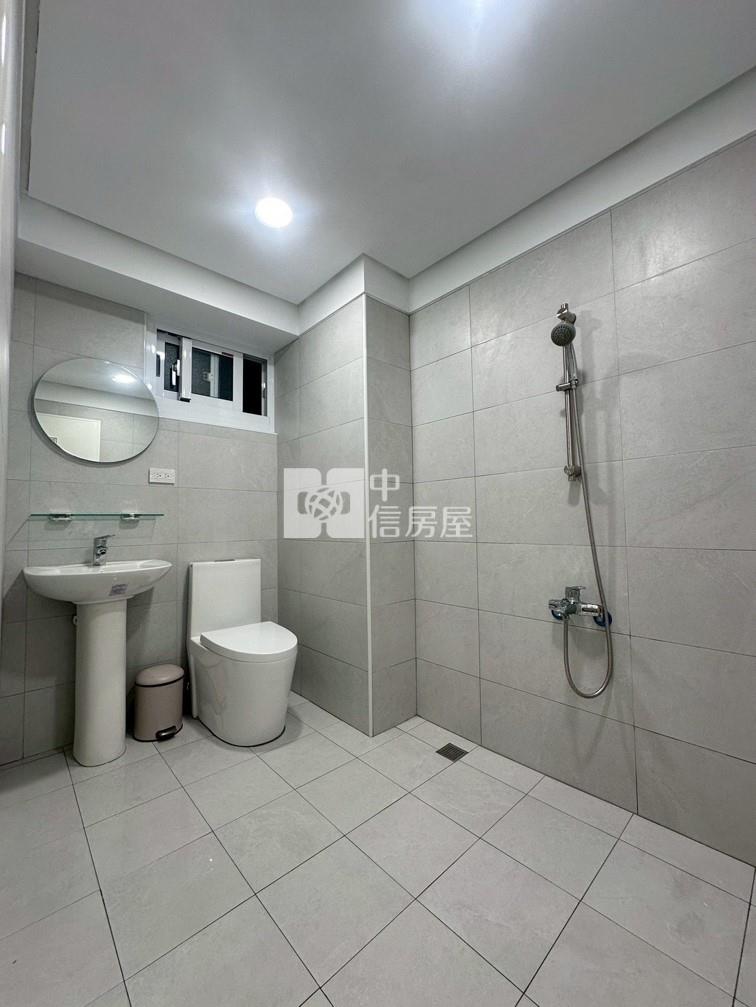 斗南龍邸平面車位3房房屋室內格局與周邊環境