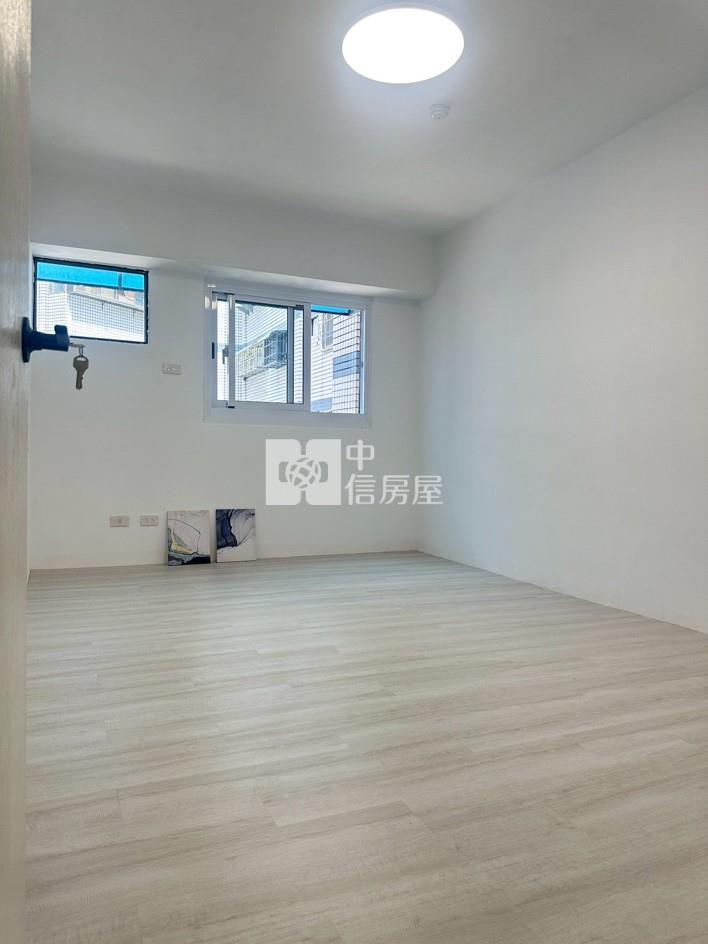 斗南龍邸平面車位3房房屋室內格局與周邊環境