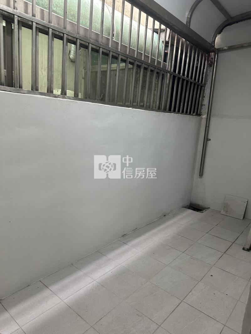 大里美群國小美別墅房屋室內格局與周邊環境