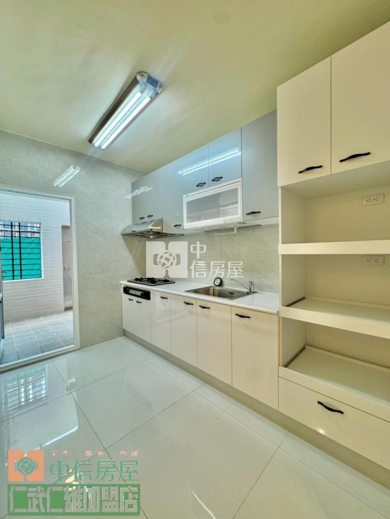 武廟商圈靜巷翻新公寓一樓房屋室內格局與周邊環境