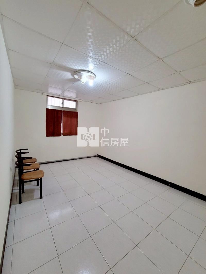 中豐路旁公寓二樓房屋室內格局與周邊環境