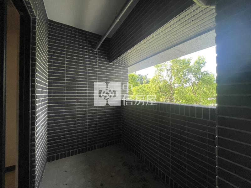 【安家】竹北高鐵特區和發優創客邊間大面寬店面房屋室內格局與周邊環境
