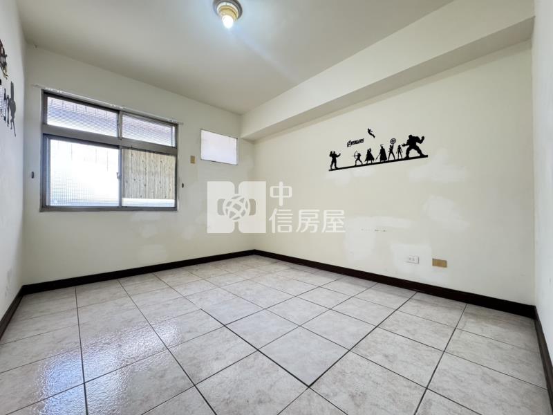 烏日明道商圈室內大空間~四房美屋房屋室內格局與周邊環境
