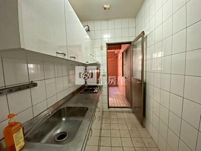 台北新都凱撒三房房屋室內格局與周邊環境