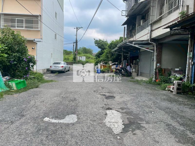 吳鳳廟公園旁待修透天房屋室內格局與周邊環境