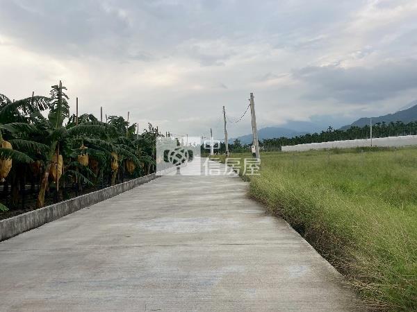 赤山庄內山景美農地房屋室內格局與周邊環境