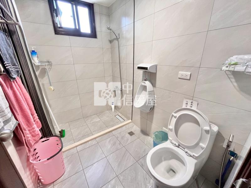 重劃區電梯3改2房車房屋室內格局與周邊環境