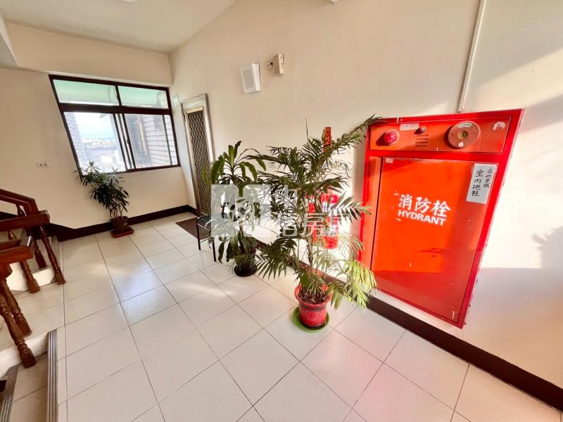 重劃區電梯3改2房車房屋室內格局與周邊環境