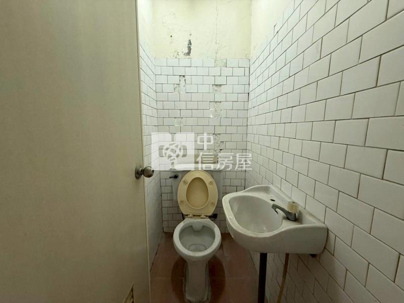 楊梅新榮路邊間透天房屋室內格局與周邊環境