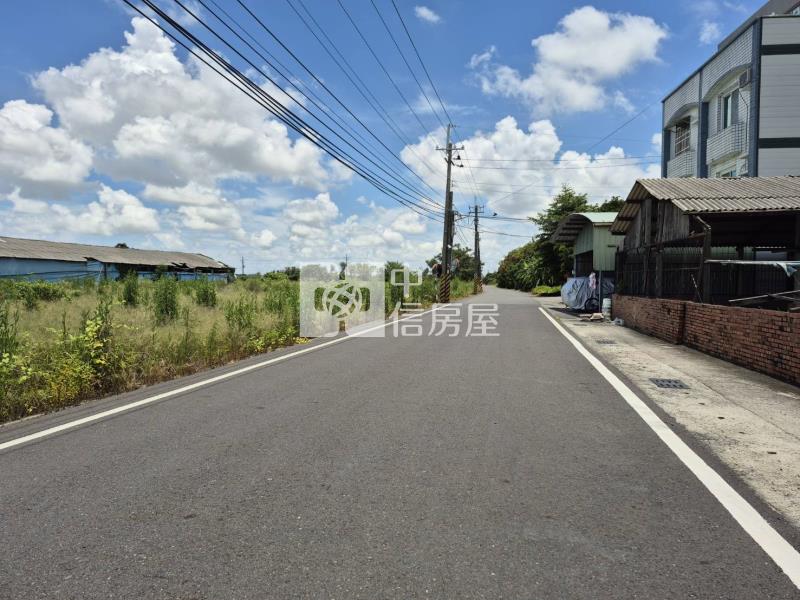 安定段持分建地房屋室內格局與周邊環境