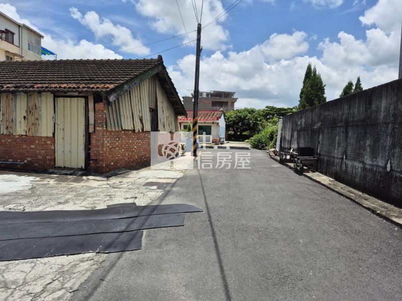 安定段持分建地房屋室內格局與周邊環境