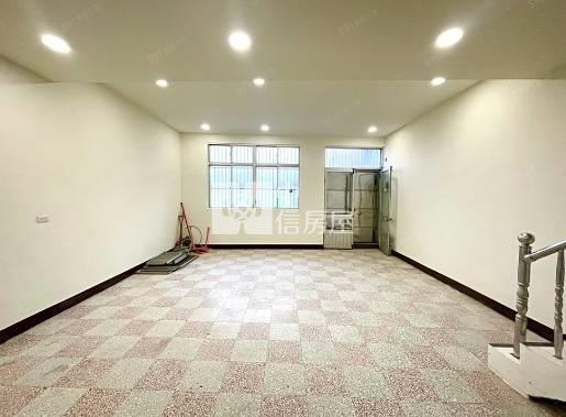 伍佰俱樂部最低價透天房屋室內格局與周邊環境