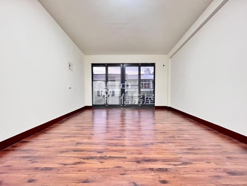 科博館精美車庫透天房屋室內格局與周邊環境