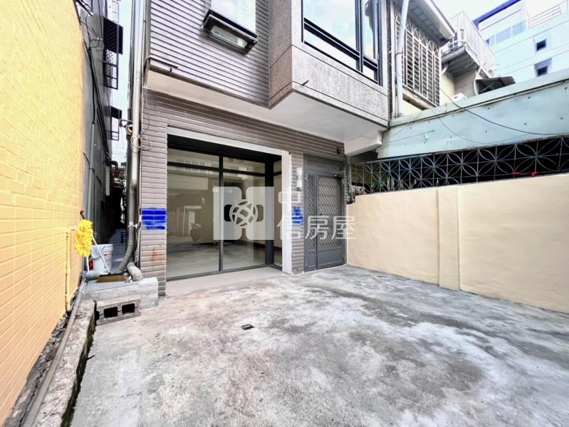 科博館精美車庫透天房屋室內格局與周邊環境